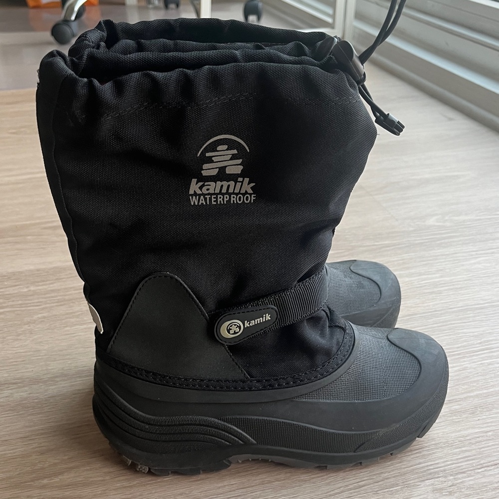 Kamik waterproof snow boots winter